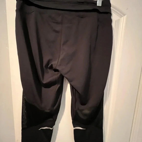 Mountain Hard Wear Workout Pants - Medium - Picture 5 of 7